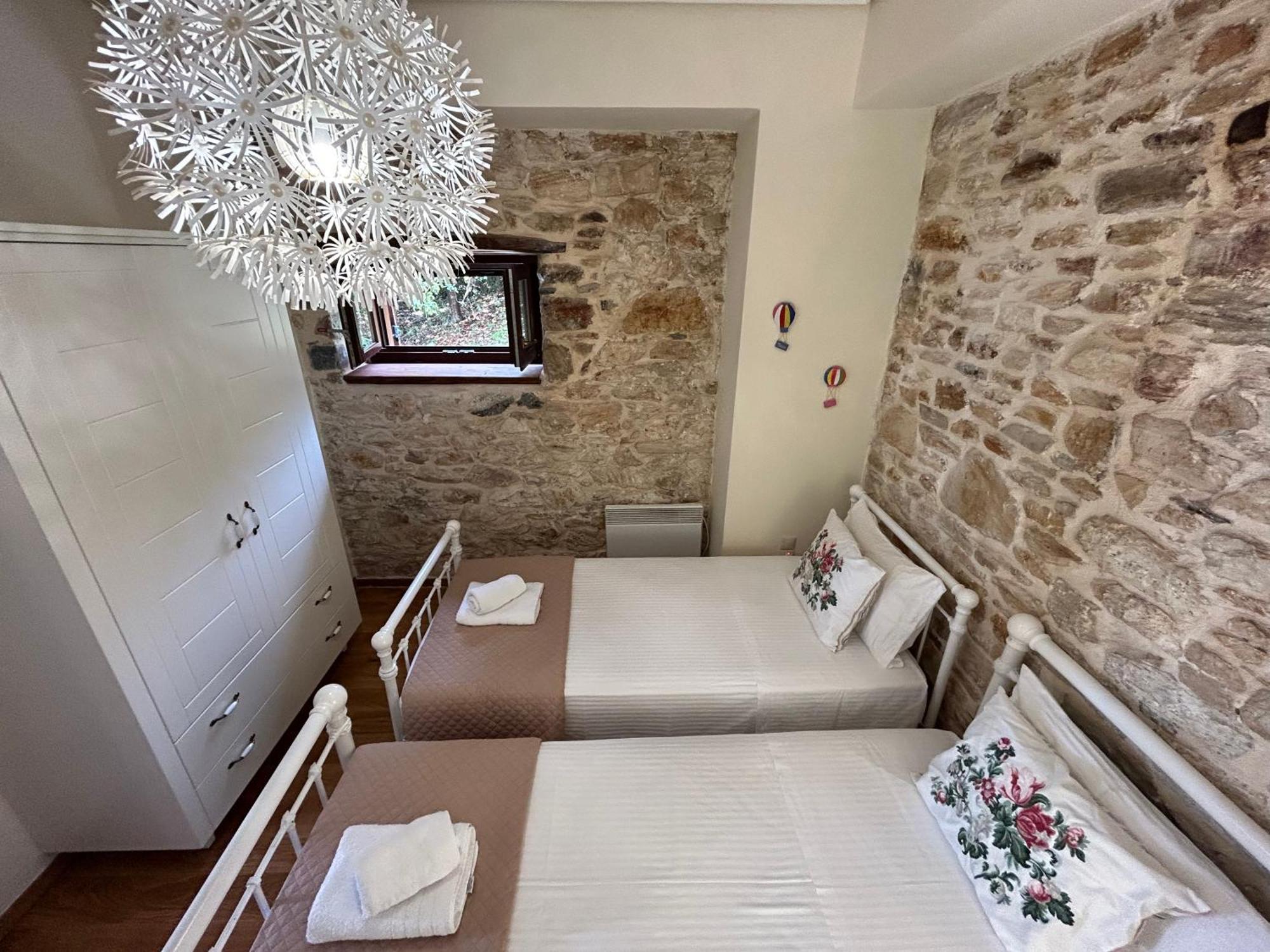 Νόνη Miléai Exterior foto